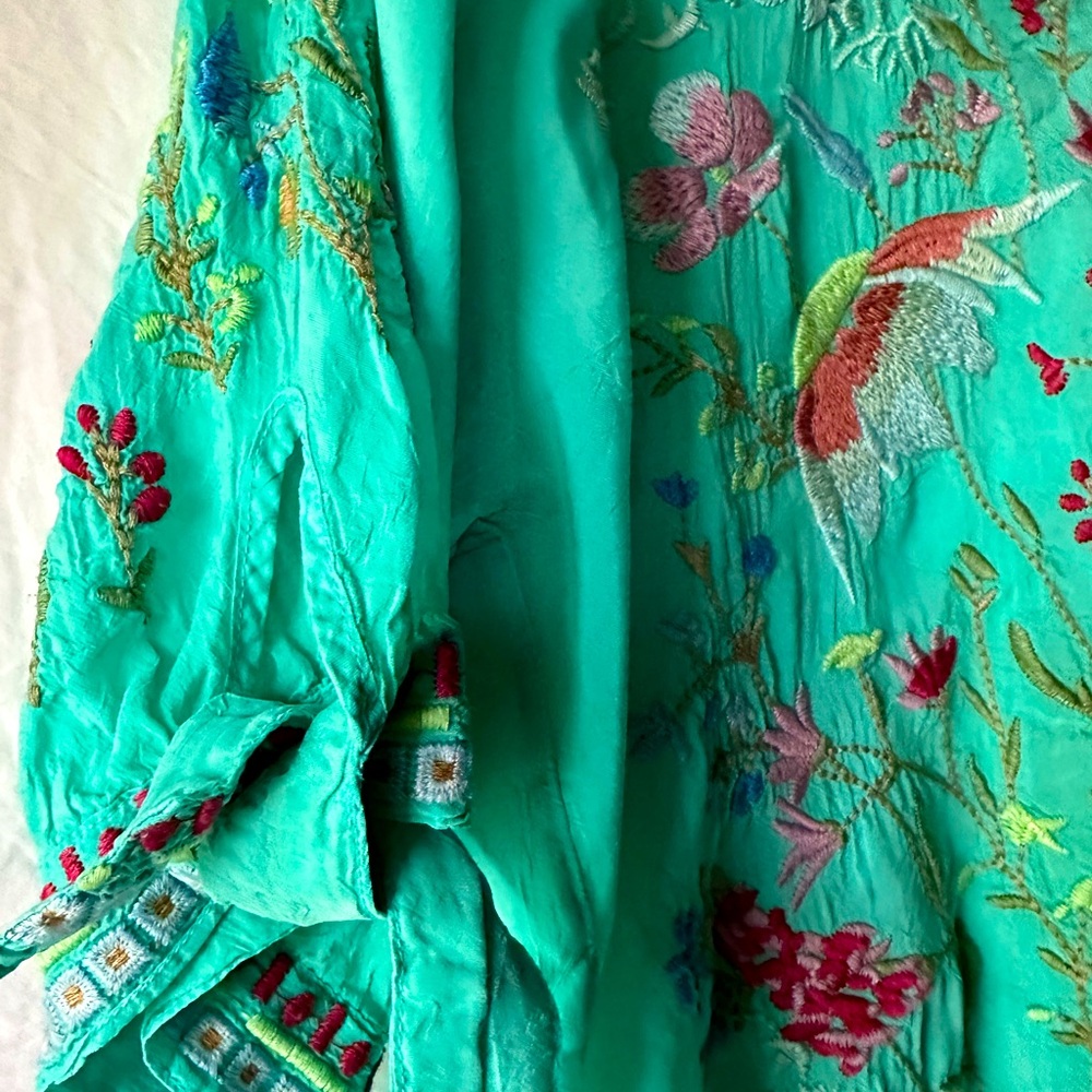💚💙Gorgeous Johnny Was Aqua Green Blouse! - Picture 6 of 13